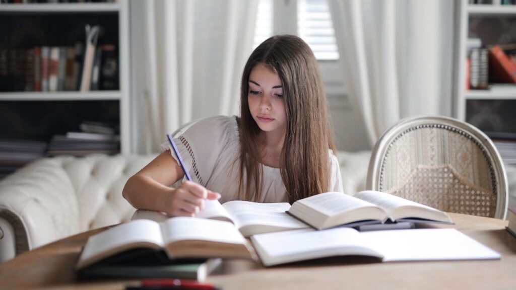 Qatar Government Scholarships for Spring 2026 Are Now Open 2 fully funded scholarships in Qatar